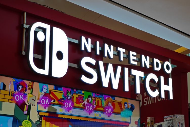 随着人们的注意力集中在 Nintendo Switch 继任者的规格上，游戏迷的想法很复杂：“我应该再买一台吗？”“我应该等待继任者吗？”“现在是最好玩的时候信息较少。”（Money Post WEB）- 雅虎新闻